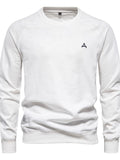  Long-sleeved sweatshirt with a round neckline and a small logo on the chest.